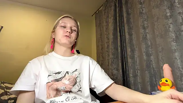 LolaSpermina online show from 22, 3, 2026