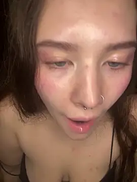 KristieKitty online show from 17, 4, 2026