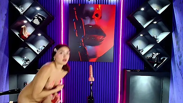 Snapshot of MissMia_bdsm_ chatting on 28, 4, 2026 MissMia bdsm online show from 28, 4, 2026