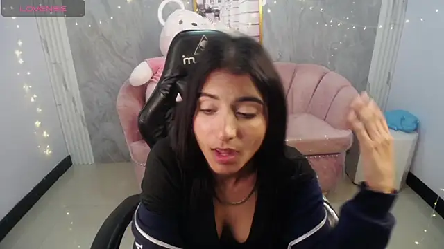 Mariana moon ch online show from 4, 3, 2026