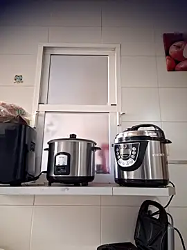 Cubanitos10 online show from 24, 3, 2026