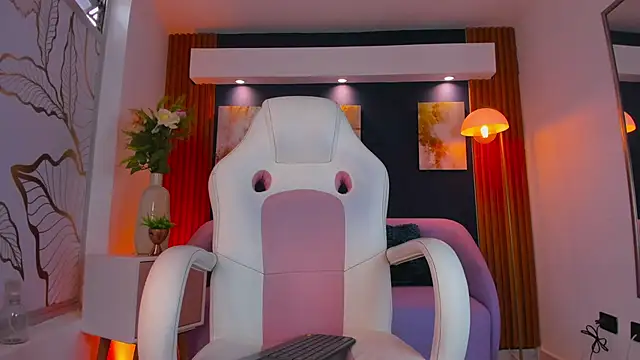 Snapshot of Ikaika_Kalani chatting on 20, 3, 2026 Ikaika Kalani online show from 20, 3, 2026