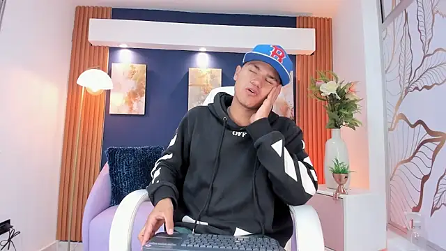 Snapshot of Ikaika_Kalani chatting on 25, 3, 2026 Ikaika Kalani online show from 25, 3, 2026