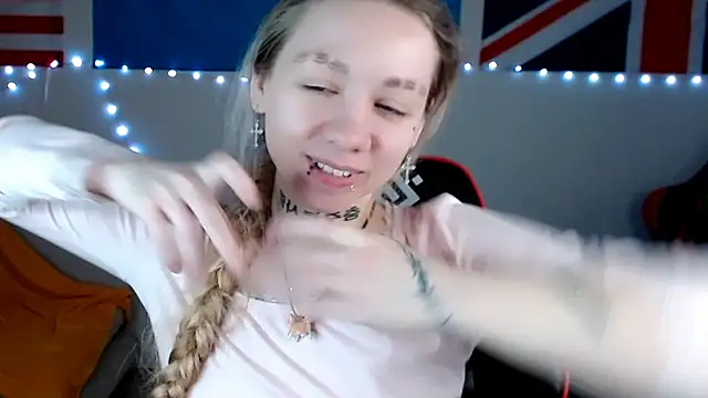 Nica Kawaii online show from 19, 3, 2026