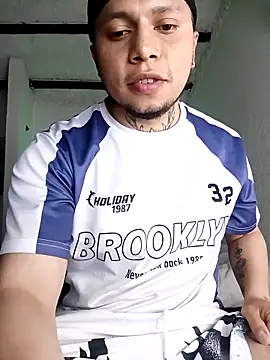 Decker Velvett online show from 25, 3, 2026