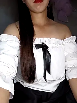 Fiona 2026 online show from 25, 4, 2026