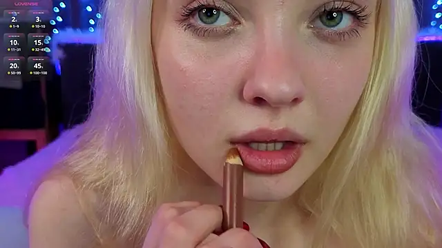 Snapshot of TwilaDona chatting on 21, 3, 2026 TwilaDona online show from 21, 3, 2026