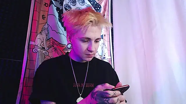 ray-taylorrr online show from 20, 3, 2026