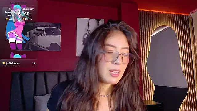 MiiaCullens online show from 7, 5, 2026