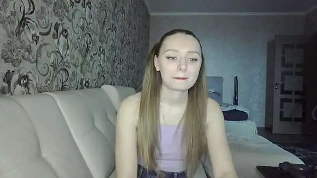 Snapshot of MysticGlimmer chatting on 27, 3, 2026 MysticGlimmer online show from 27, 3, 2026