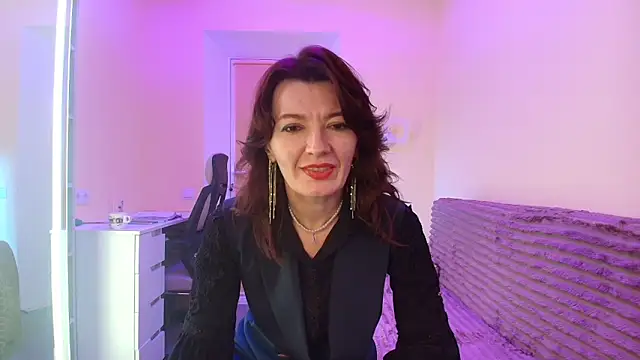 Bonnie Naughtyy online show from 13, 5, 2026