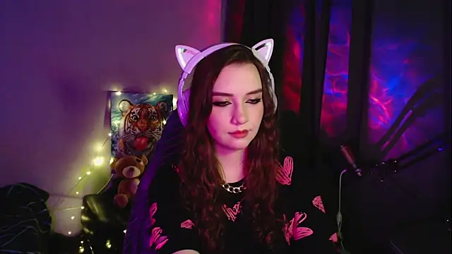 Celia Sensual  online show from 14, 4, 2026