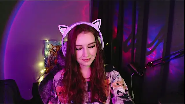 Celia Sensual  online show from 24, 5, 2026