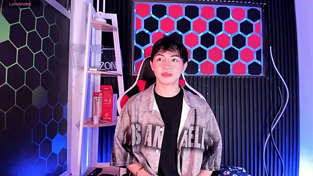 Cristopher Wild online show from 3, 5, 2026