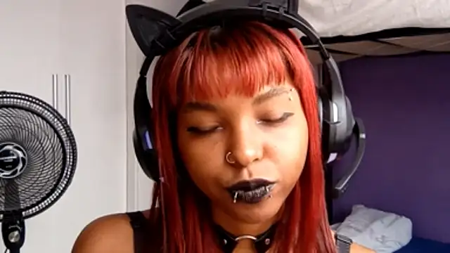 emilycloves online show from 21, 3, 2026