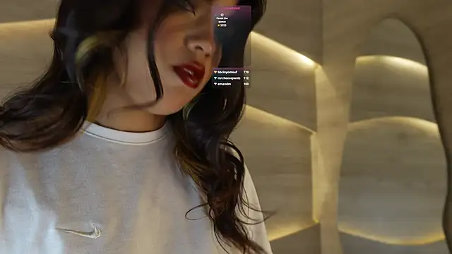 Mia Rosalie online show from 14, 5, 2026