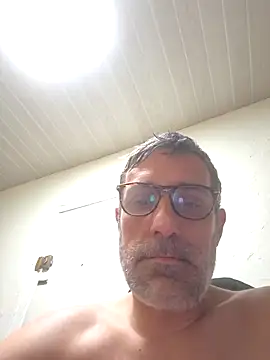 Snapshot of ambrosio669 chatting on 7, 4, 2026 ambrosio669 online show from 7, 4, 2026