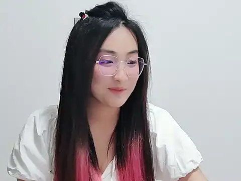 kitty-mm online show from 16, 3, 2026