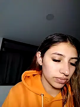 alicee teen online show from 20, 3, 2026