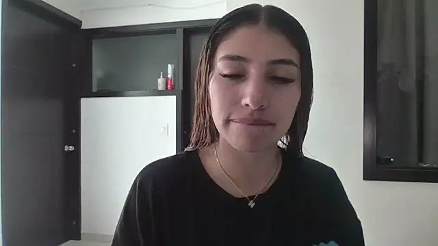 alicee teen online show from 24, 3, 2026