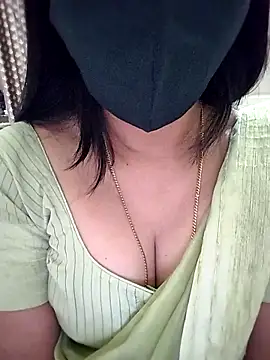 Snapshot of Rani9954 chatting on 12, 3, 2026 Rani9954 online show from 12, 3, 2026