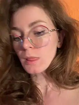 Hii Adel online show from 22, 3, 2026