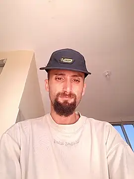 Snapshot of kaetanor chatting on 3, 7, 2026 kaetanor online show from 3, 7, 2026