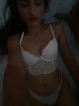 Snapshot of Luckylady17 chatting on 6, 8, 2026 Luckylady17 online show from 6, 8, 2026