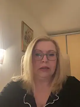 JanieLight53 online show from 13, 3, 2026