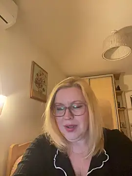 JanieLight53 online show from 23, 3, 2026