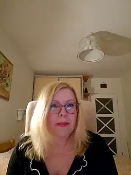 JanieLight53 online show from 24, 3, 2026