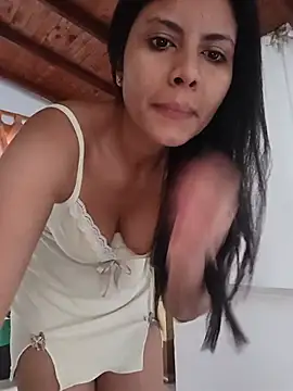 MaelyDoll online show from 24, 7, 2026