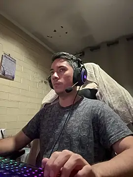 Cr1sXPorn online show from 28, 3, 2026