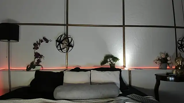 BrendaCantorel online show from 4, 5, 2026