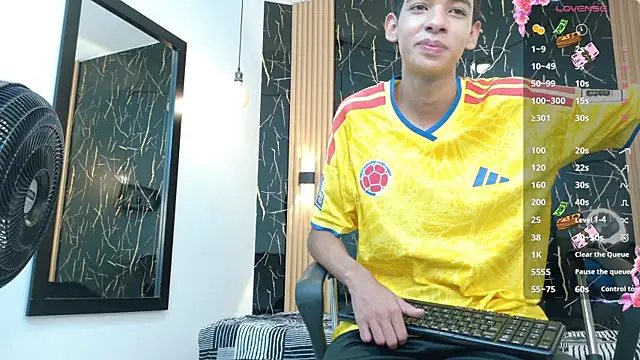 ValeriHot 1 online show from 18, 6, 2026