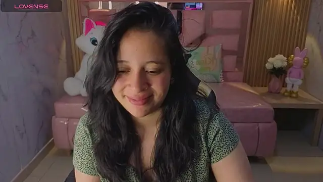 Snapshot of sara_tellez_s chatting on 7, 7, 2026 sara tellez s online show from 7, 7, 2026