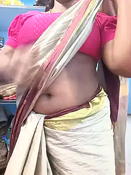 Snapshot of jothika45 chatting on 13, 3, 2026 jothika45 online show from 13, 3, 2026