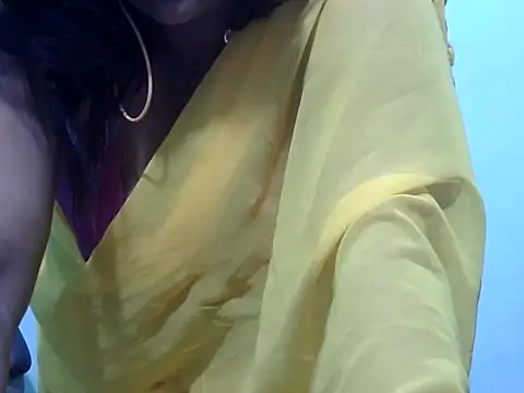 Rashmi hotgirl online show from 19, 4, 2026