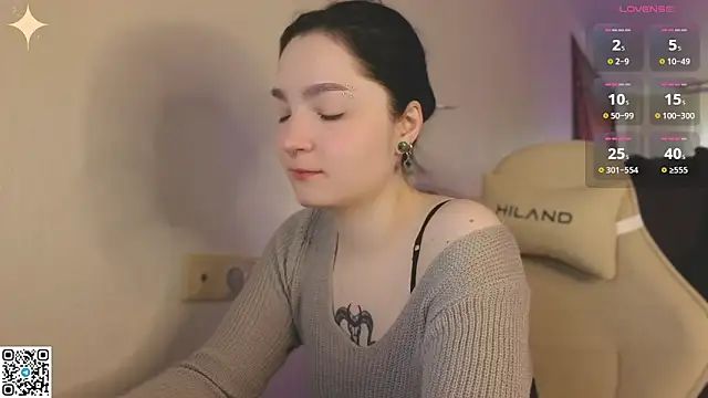 Luna Moon13 online show from 3, 5, 2026