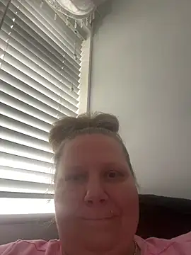 Miss CurvyCharmaine online show from 9, 3, 2026