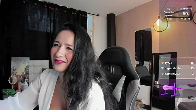 Vicky Angeel online show from 25, 6, 2026