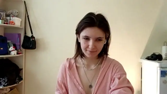 FluffyKisses online show from 15, 3, 2026