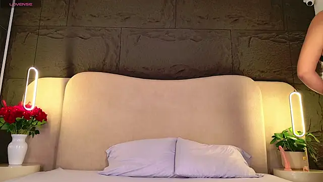 KariinnaG online show from 24, 3, 2026