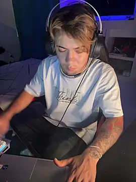 AngelLatinBoy online show from 23, 3, 2026