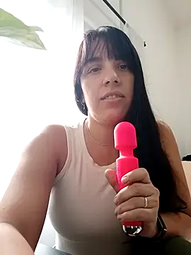 mel stron online show from 21, 4, 2026