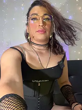 Naughtygirlts online show from 27, 5, 2026