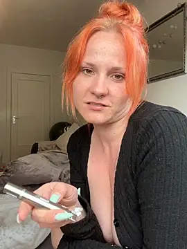 Fiebie licious  online show from 9, 5, 2026