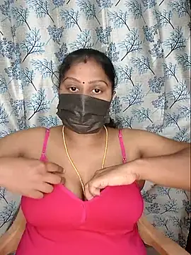 big boobs123 online show from 20, 3, 2026