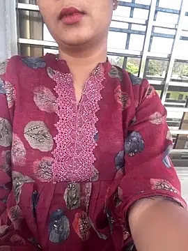 LovelyTrisha online show from 9, 3, 2026