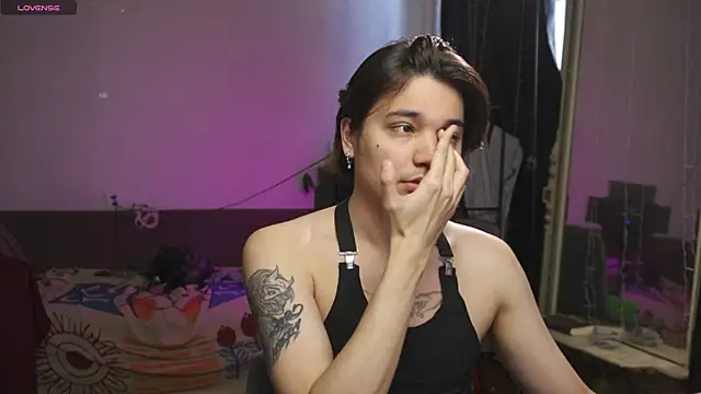 Badtwinkboys online show from 6, 5, 2026
